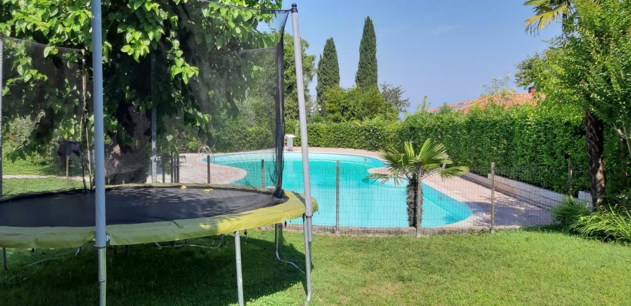 Casa Linda Villa Ronchi  Екстериор снимка