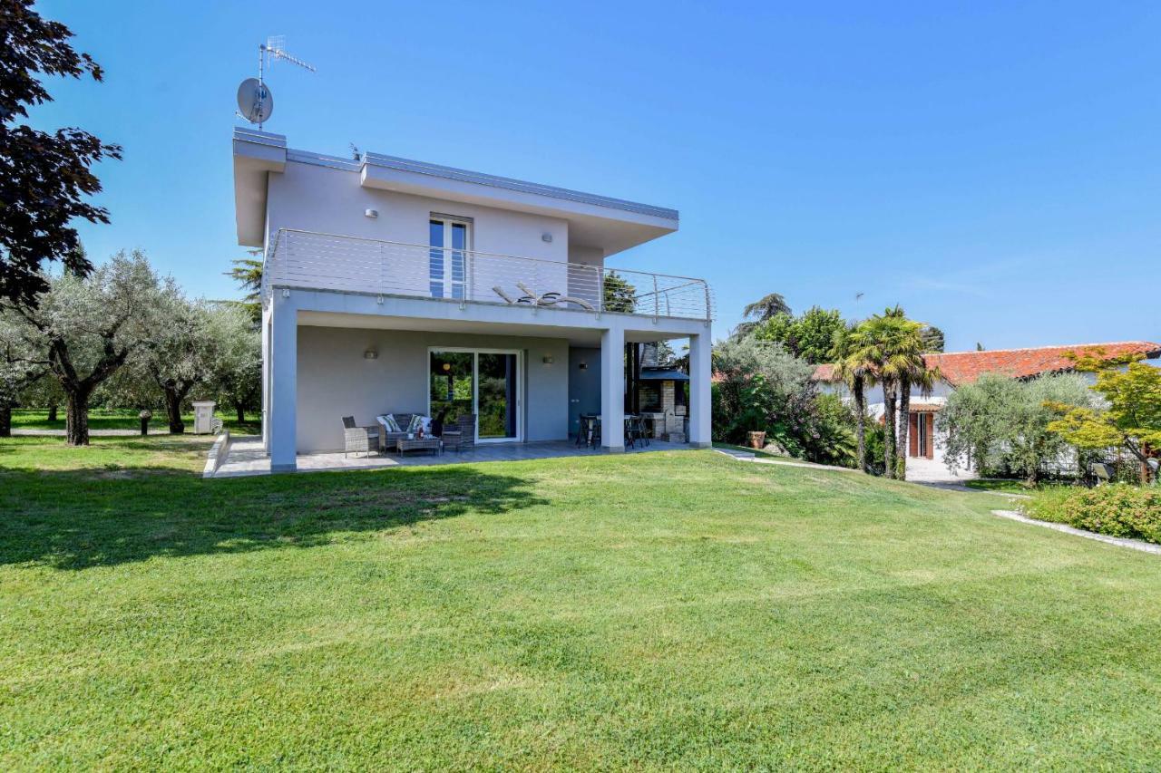 Casa Linda Villa Ronchi  Екстериор снимка