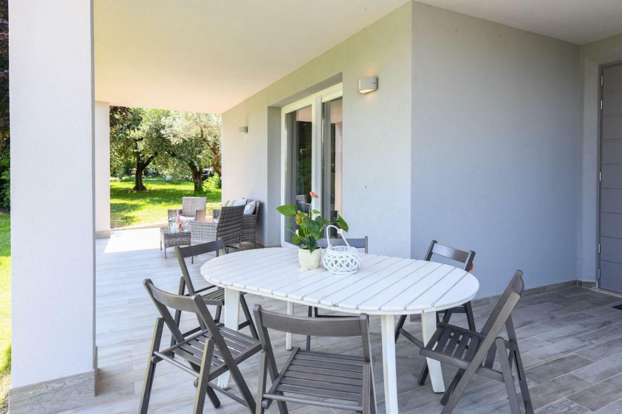 Casa Linda Villa Ronchi  Екстериор снимка