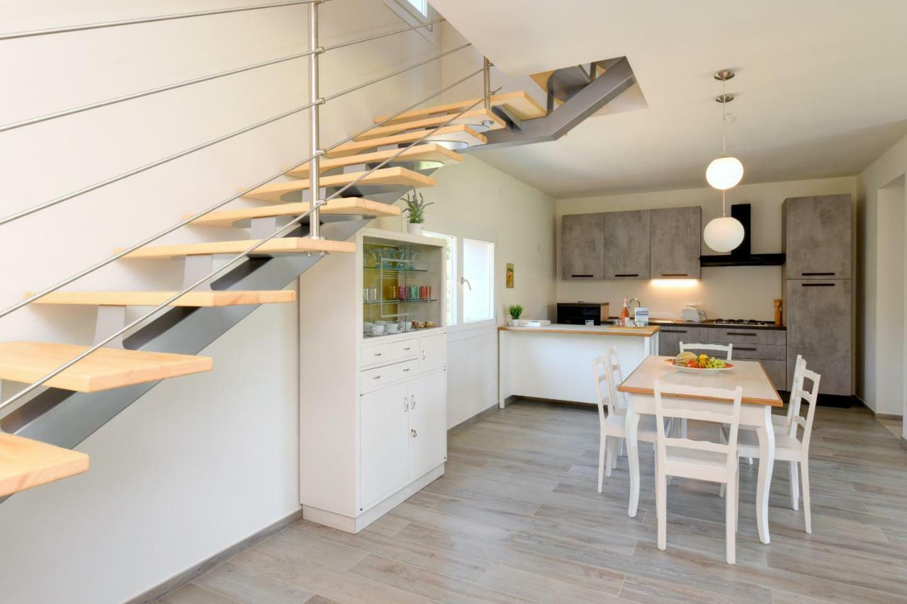 Casa Linda Villa Ronchi  Екстериор снимка